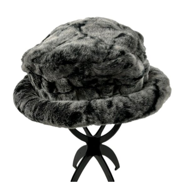 Parkhurst Accessories - 𝅺Parkhusrt Faux Fur Winter hat